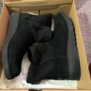 Black Kirsten Ugg Boots Size 10